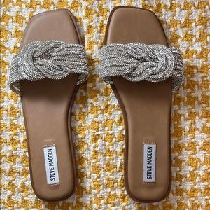 Steve Madden Silver and Tan Women's Sandals